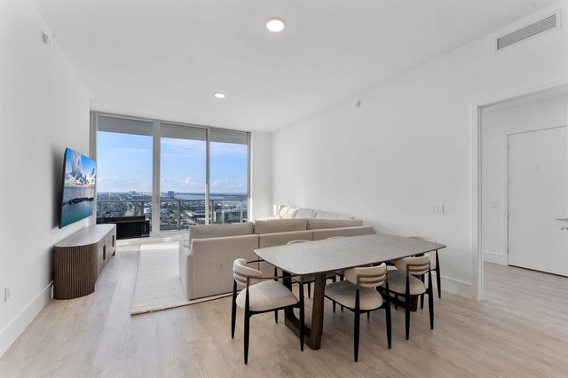 220 Lake Shore Drive Penthouse 2321, Lake Park, FL 33403