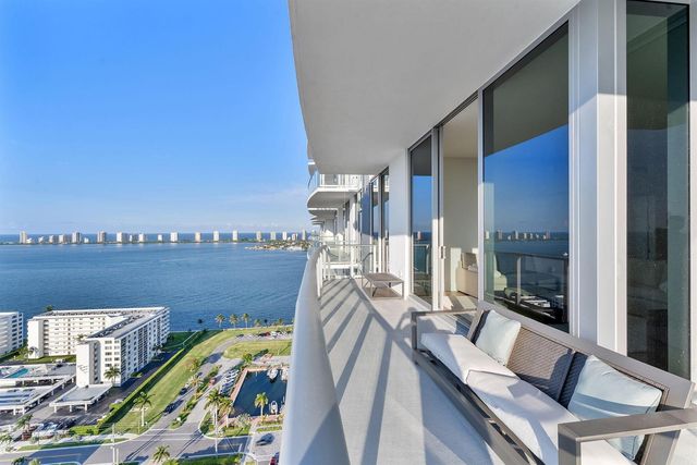 220 Lake Shore Drive Penthouse 2321, Lake Park, FL 33403