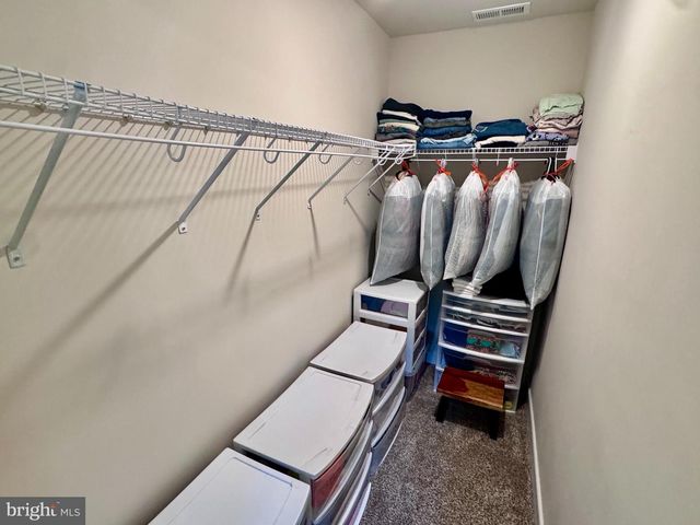 1008 WICKLOW DR, Fredericksburg, VA 22401