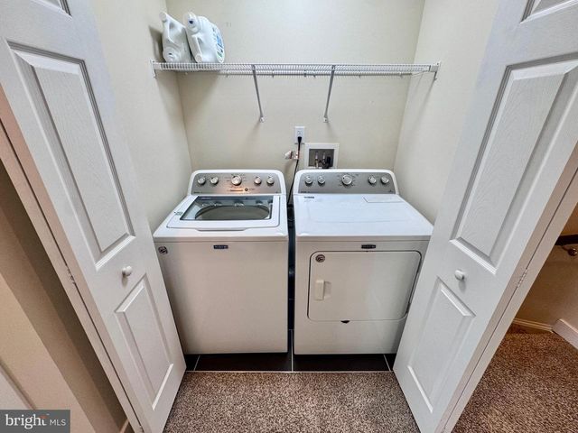 1008 WICKLOW DR, Fredericksburg, VA 22401