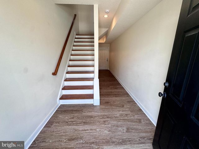 1008 WICKLOW DR, Fredericksburg, VA 22401
