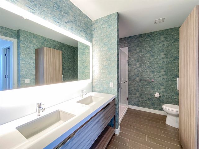 188 Brookline Ave 19K, Boston, MA 02215