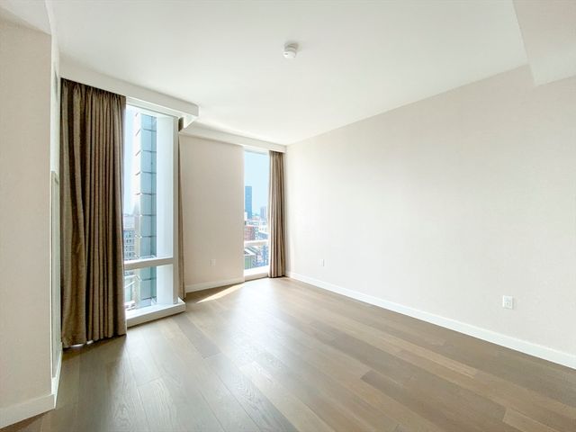 188 Brookline Ave 19K, Boston, MA 02215