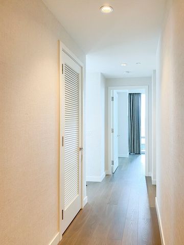 188 Brookline Ave 19K, Boston, MA 02215