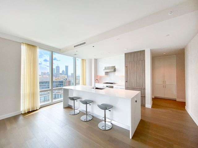 188 Brookline Ave 19K, Boston, MA 02215