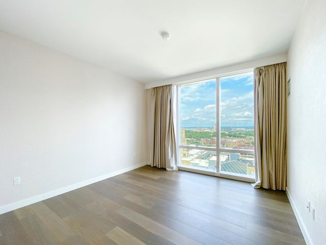 188 Brookline Ave 19K, Boston, MA 02215