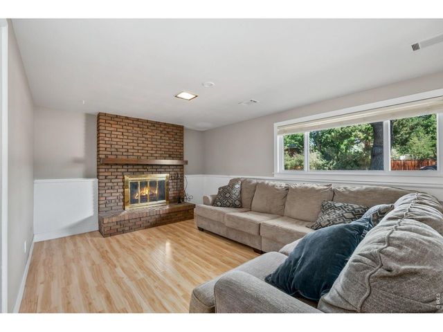 1825 Scarborough Dr, Fort Collins, CO 80526