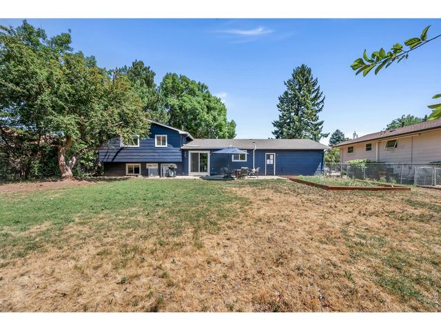 1825 Scarborough Dr, Fort Collins, CO 80526