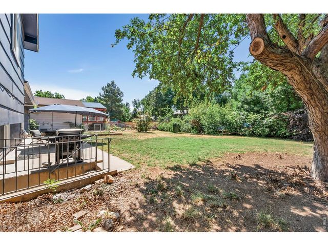 1825 Scarborough Dr, Fort Collins, CO 80526