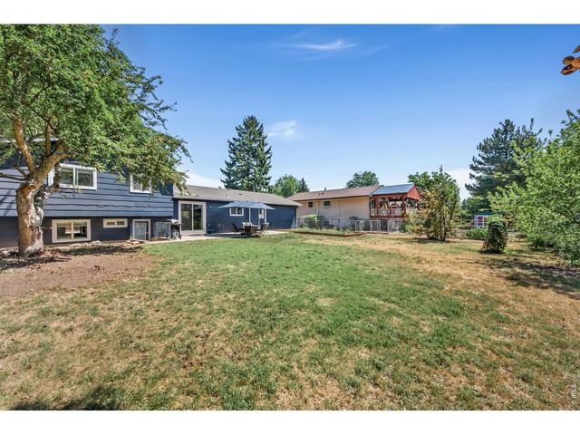 1825 Scarborough Dr, Fort Collins, CO 80526
