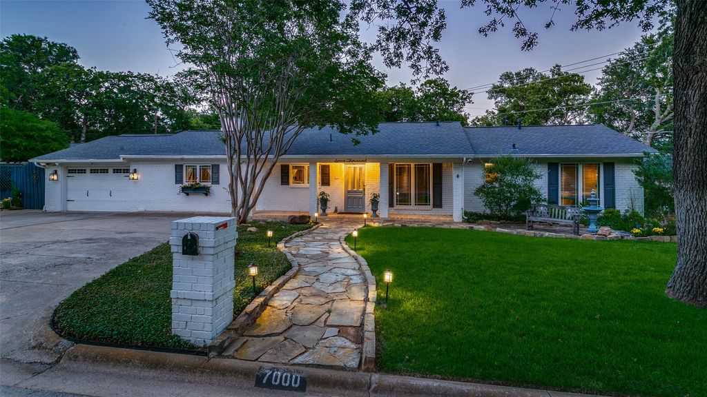 7000 Lowery Lane, North Richland Hills, TX 76182