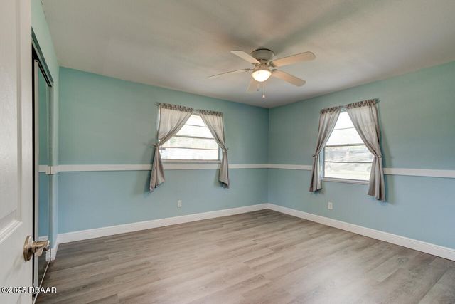 953 SANDLE WOOD Drive, Port Orange, FL 32127