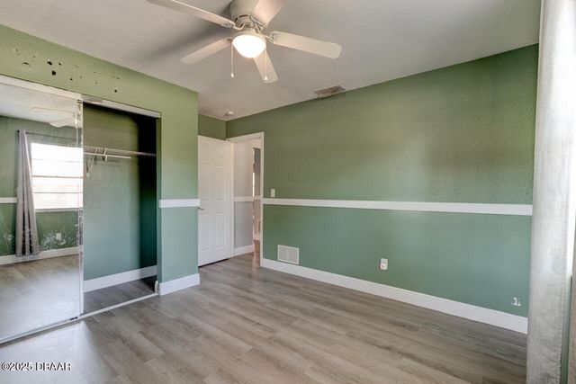 953 SANDLE WOOD Drive, Port Orange, FL 32127