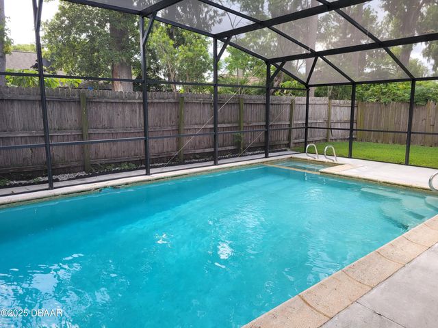 953 SANDLE WOOD Drive, Port Orange, FL 32127