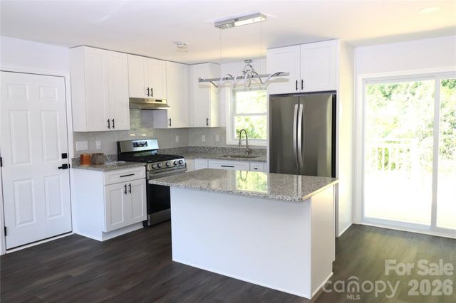 793 Vancouver Lane, Gastonia, NC 28052