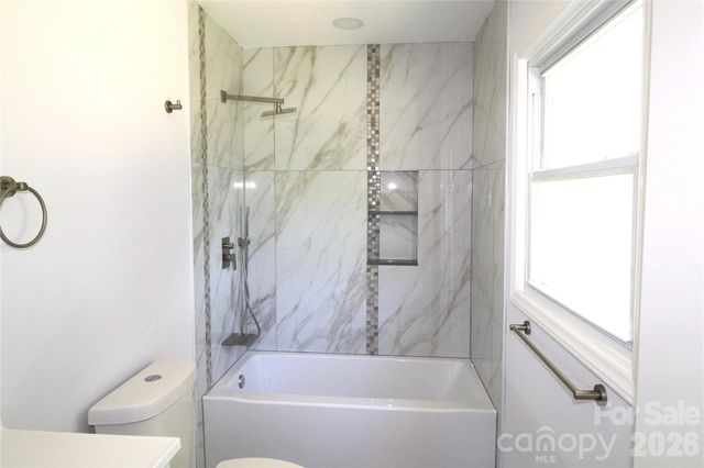 793 Vancouver Lane, Gastonia, NC 28052