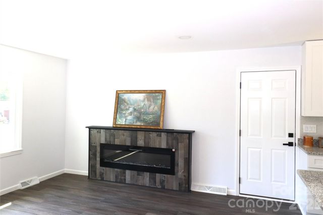 793 Vancouver Lane, Gastonia, NC 28052