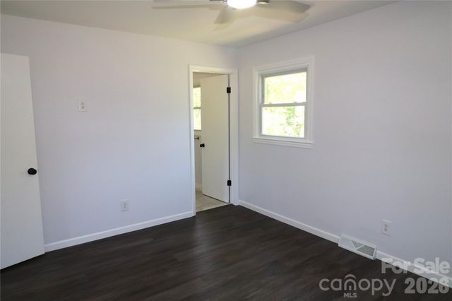 793 Vancouver Lane, Gastonia, NC 28052