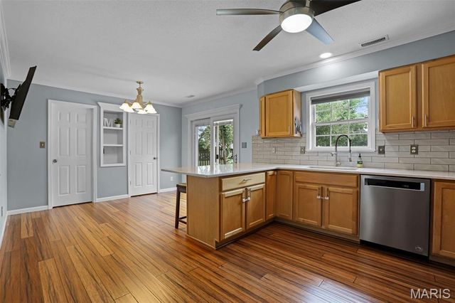 1092 Barbados Drive, Edwardsville, IL 62025