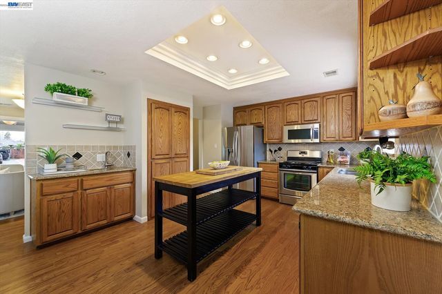 833 El Rancho Dr., Livermore, CA 94550