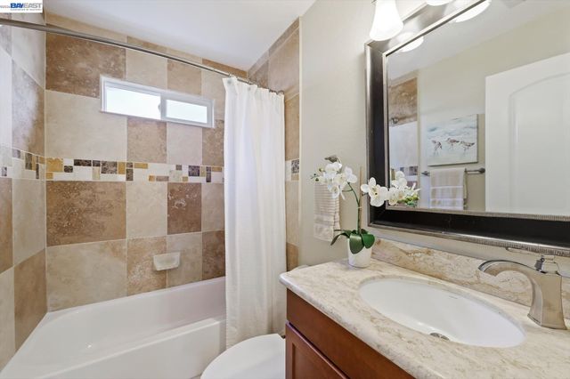 833 El Rancho Dr., Livermore, CA 94550