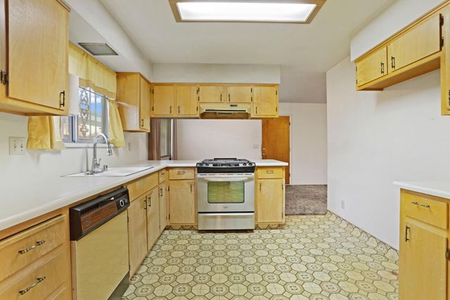 1013 Irene St, Stockton, CA 95206