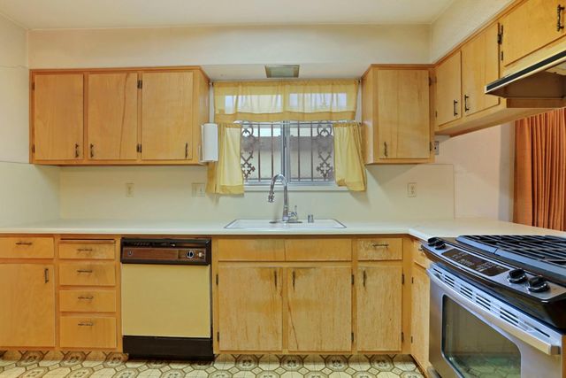 1013 Irene St, Stockton, CA 95206