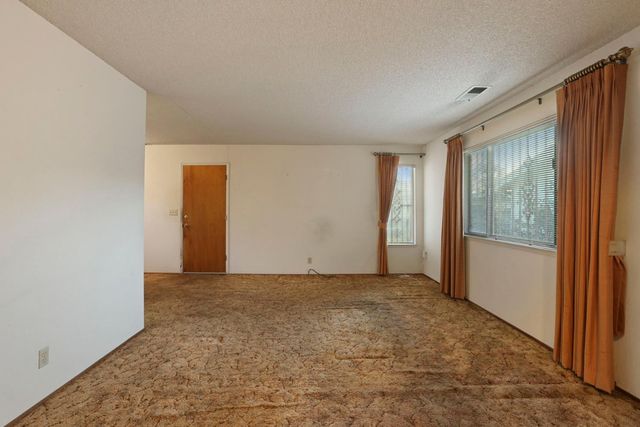 1013 Irene St, Stockton, CA 95206