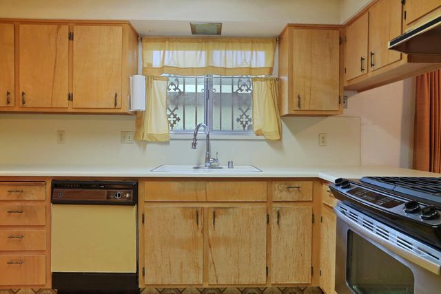 1013 Irene St, Stockton, CA 95206