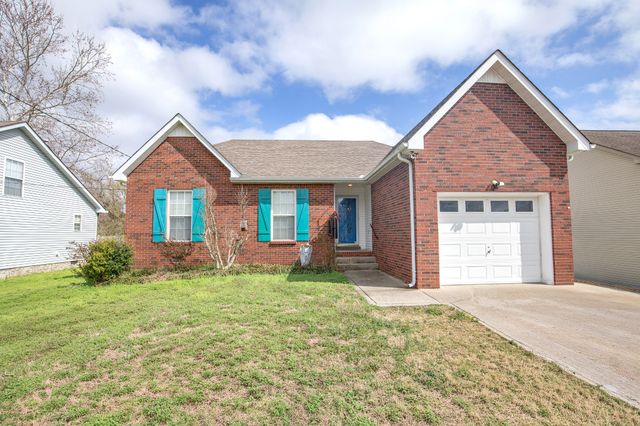 1032 Donoho Dr, Old Hickory, TN 37138
