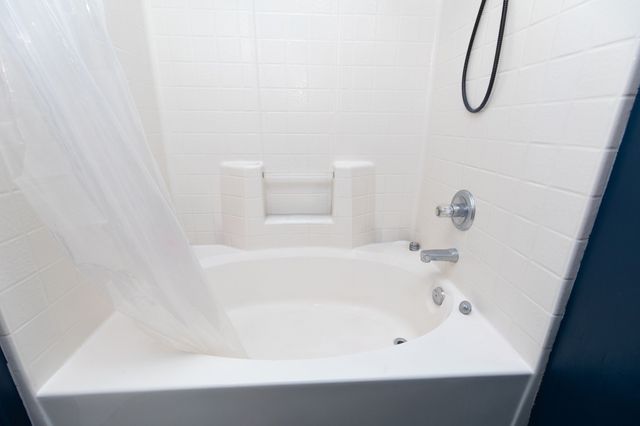 1032 Donoho Dr, Old Hickory, TN 37138