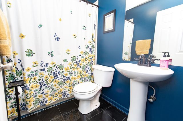 1032 Donoho Dr, Old Hickory, TN 37138