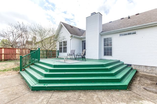 1032 Donoho Dr, Old Hickory, TN 37138