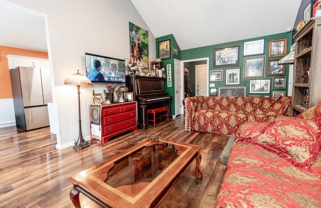 1032 Donoho Dr, Old Hickory, TN 37138