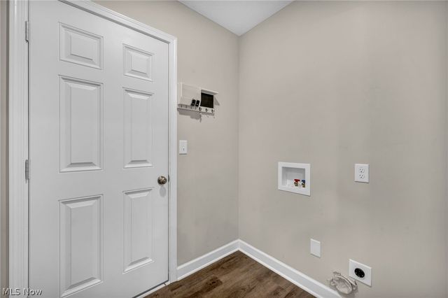 6823 Glendale Road, North Ridgeville, OH 44039