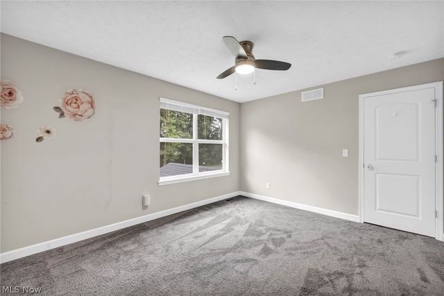 6823 Glendale Road, North Ridgeville, OH 44039