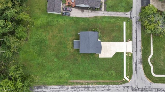 6823 Glendale Road, North Ridgeville, OH 44039