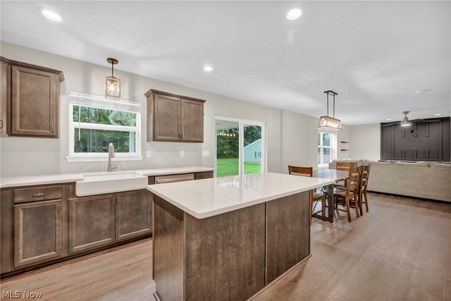 6823 Glendale Road, North Ridgeville, OH 44039