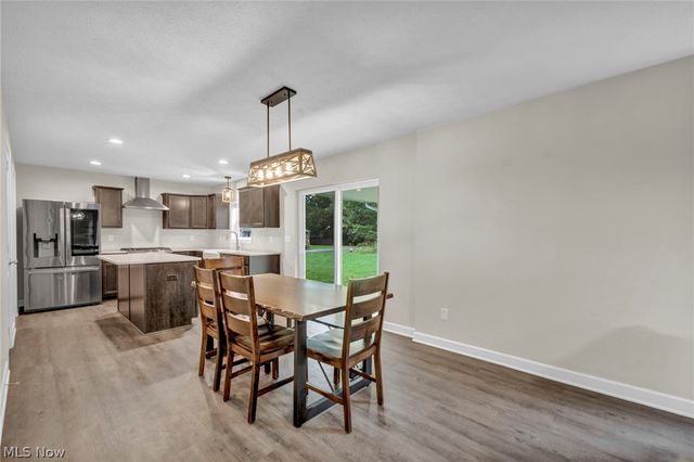 6823 Glendale Road, North Ridgeville, OH 44039