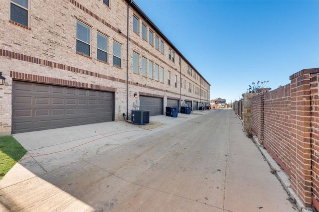 8370 Massive Drive, Frisco, TX 75034