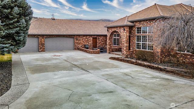 2008 Broadview North, Wenatchee, WA 98801