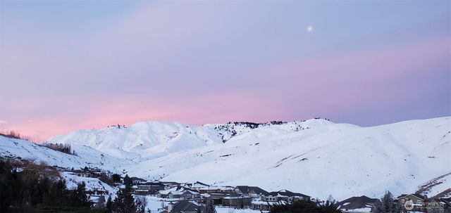 2008 Broadview North, Wenatchee, WA 98801