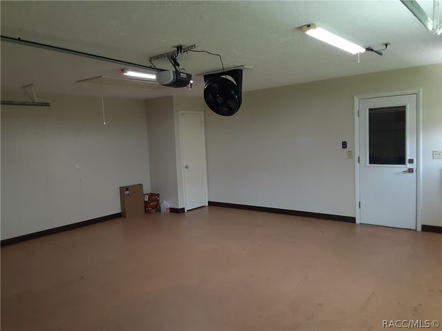 1350 W Buttonbush Drive, Beverly Hills, FL 34465
