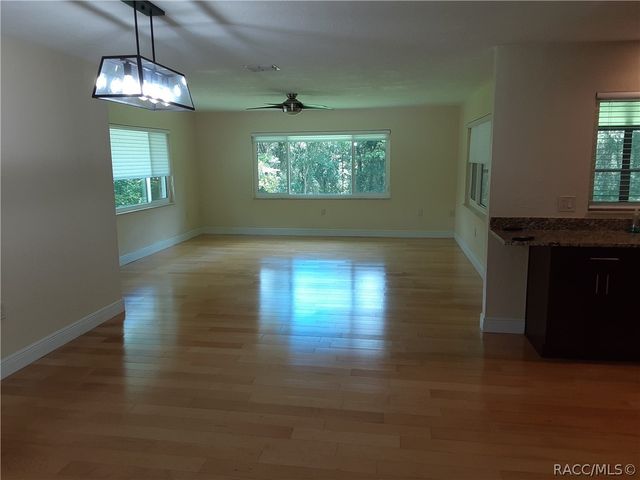 1350 W Buttonbush Drive, Beverly Hills, FL 34465