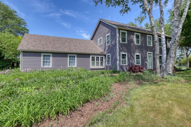 1895 Village Green COURT, Elm Grove, WI 53122