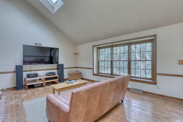 1895 Village Green COURT, Elm Grove, WI 53122