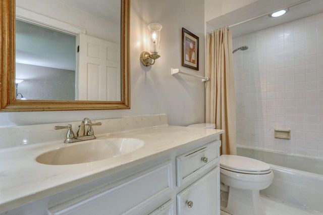 1895 Village Green COURT, Elm Grove, WI 53122