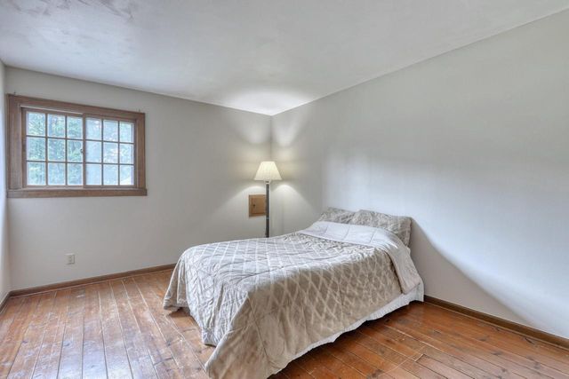 1895 Village Green COURT, Elm Grove, WI 53122