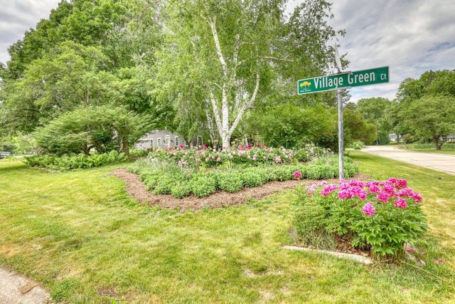 1895 Village Green COURT, Elm Grove, WI 53122