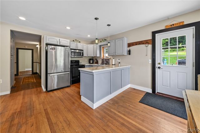 3387 Apulia Road, Lafayette, NY 13078